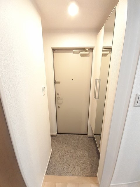 拡大写真:雅 Ⅰ 3階302の玄関