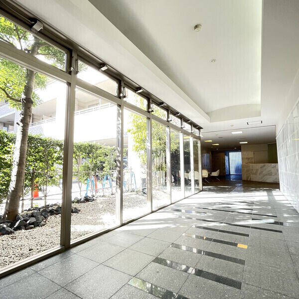 拡大写真:カーサビアンカ東岡崎 9階916のロビー