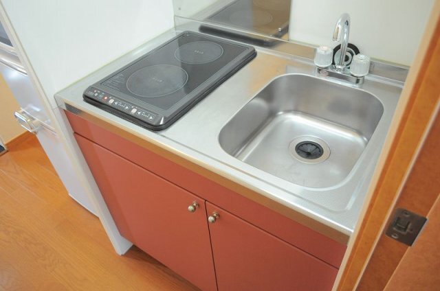 拡大写真:レオパレスひそこA 2階203のキッチン