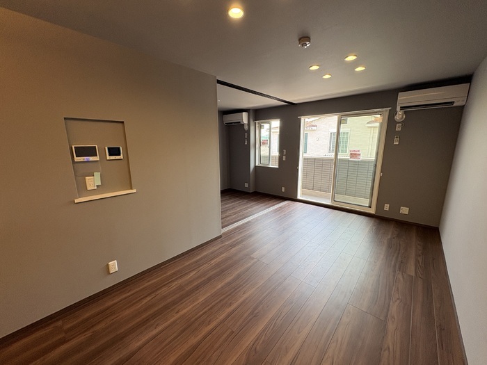 拡大写真:D-avance六名新町 3階301の居間