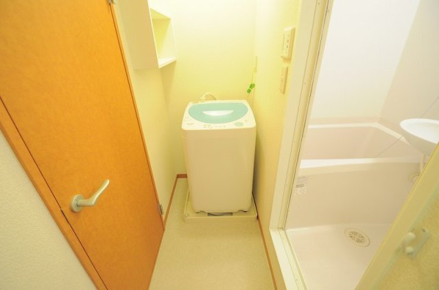 拡大写真:レオパレスドゥ ボワ 2階204の家電付き