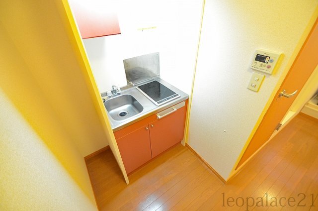 拡大写真:レオパレス小針Ⅱ 2階212の実際と異なる場合がございます。