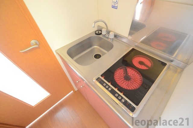 拡大写真:レオパレスマカービルシャナ 1階106の実際のお部屋と異なる場合がございます。