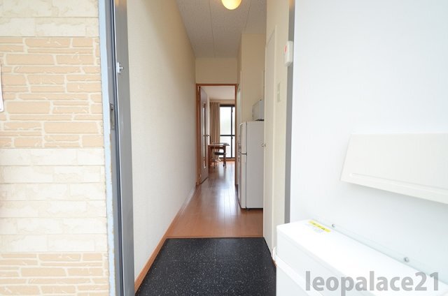 拡大写真:レオパレスマカービルシャナ 1階106の実際のお部屋と異なる場合がございます。