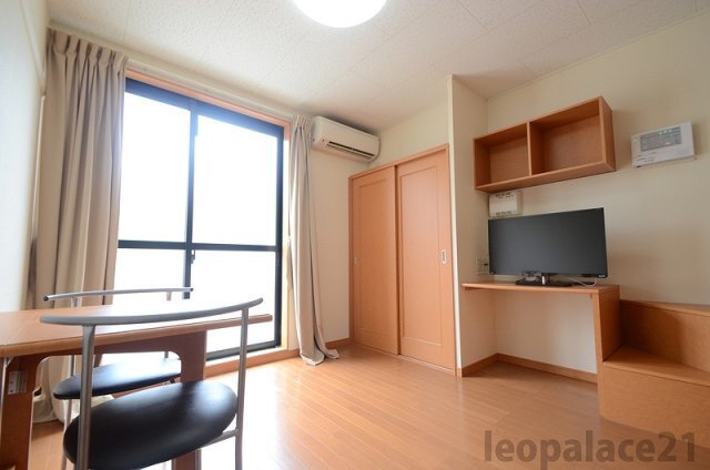 拡大写真:レオパレスマカービルシャナ 1階106の実際のお部屋と異なる場合がございます。