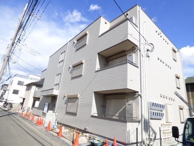 プレジオ高津の外観