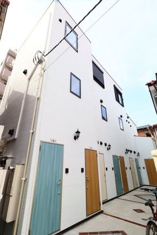 拡大写真：ソルナクレイシア大森Ⅱ 2階201の外観もきれいです