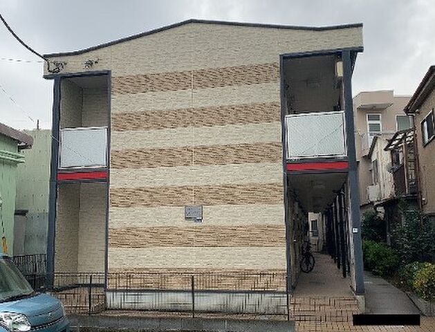 レオパレスシャルマンの外観