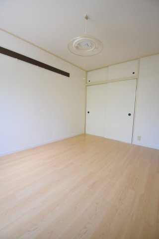 拡大写真:横浜市保土ケ谷区藤塚町 1階101の居間