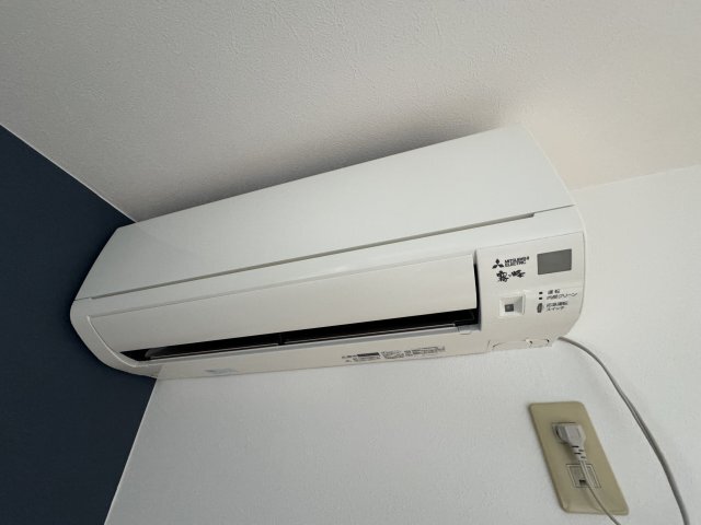 拡大写真:コーポ高橋 2階202の同物件別部屋参考写真です。