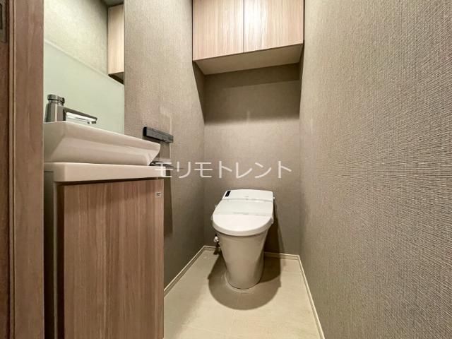 拡大写真:ピアース日吉 1階104のトイレ