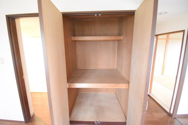 拡大写真:モリコーポ 5階508の別部屋参考写真