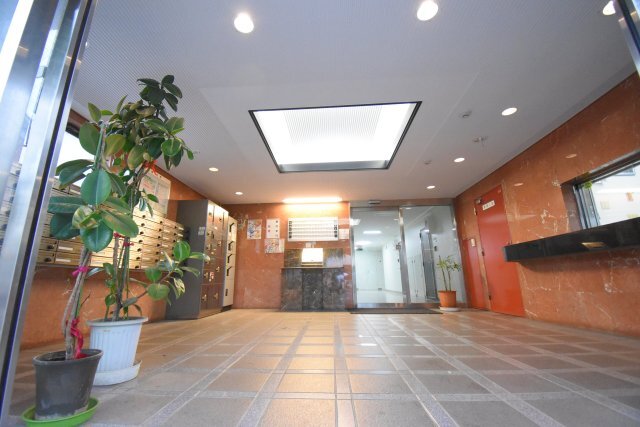 拡大写真:モリコーポ 5階508のエントランス