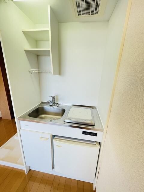 拡大写真:リリカル戸塚 1階103のキッチン