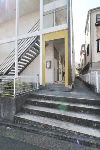 拡大写真:横浜市青葉区榎が丘 2階205の外観