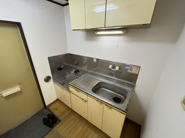 拡大写真:サンビレイ3 1階103のキッチン