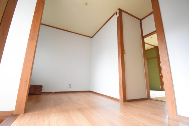 拡大写真:コーポ卯月 2階202の別部屋参考写真