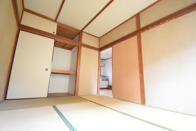 拡大写真:コーポ卯月 2階202の別部屋参考写真