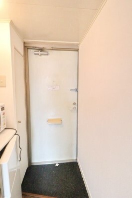 拡大写真:横浜市青葉区榎が丘 2階205の玄関