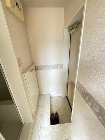 拡大写真:さくら横須賀中央 1階103の玄関
