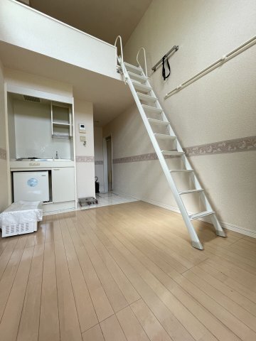 拡大写真:さくら横須賀中央 1階103の居間