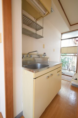 拡大写真:シティハイム中田A 2階205のキッチン