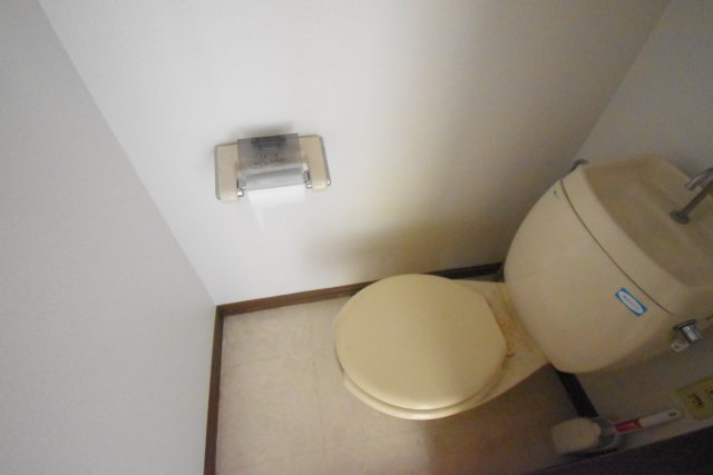 拡大写真:シェモア 1階102の※別部屋参考画像です。