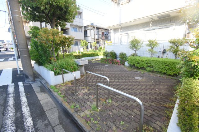 拡大写真:グリーンキャピタル川崎 6階607の庭