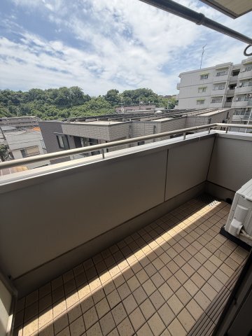 拡大写真:横浜市保土ケ谷区西谷4丁目 3階301のバルコニー