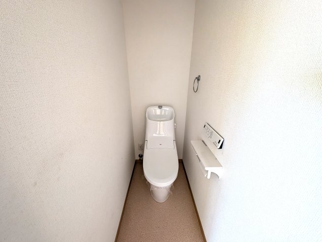 拡大写真:メゾン富貴 2階201のトイレ