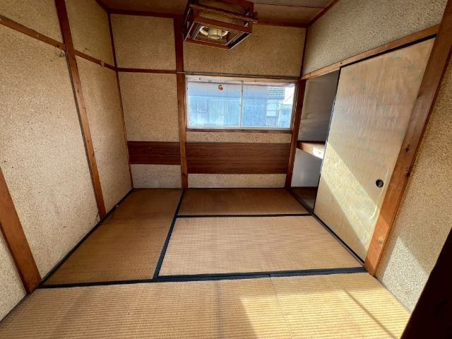拡大写真:禅台寺4丁目50番地借家 1階0の寝室