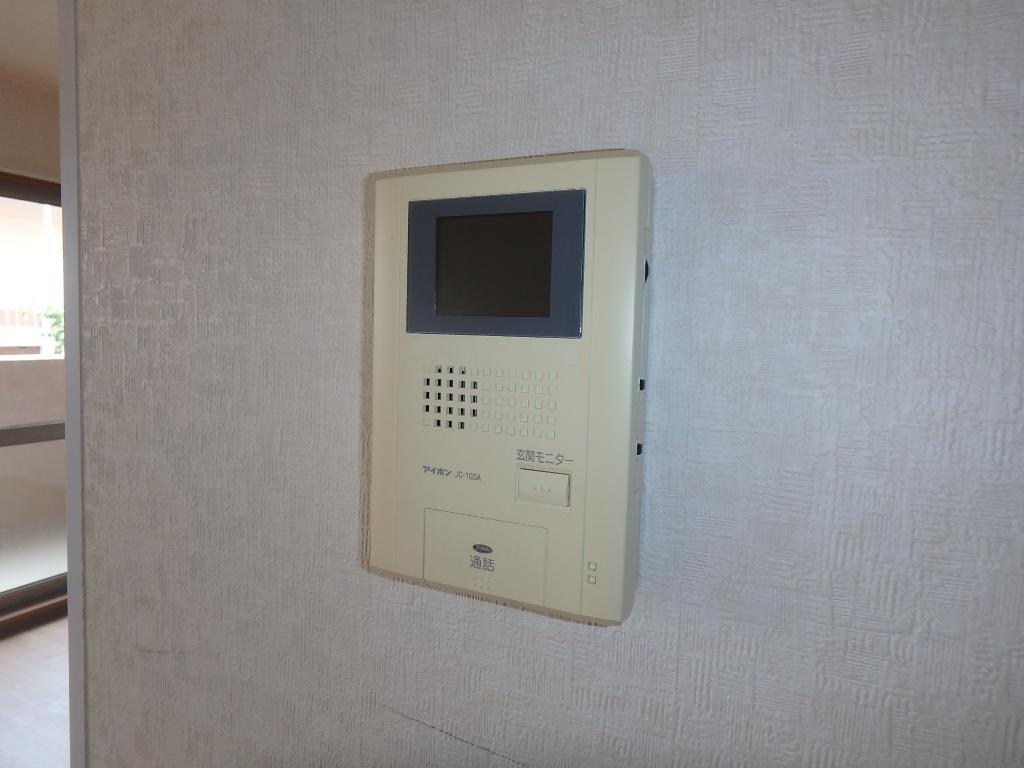 拡大写真:ハートフルマンション ステラ 3階302のカメラ付インターホン