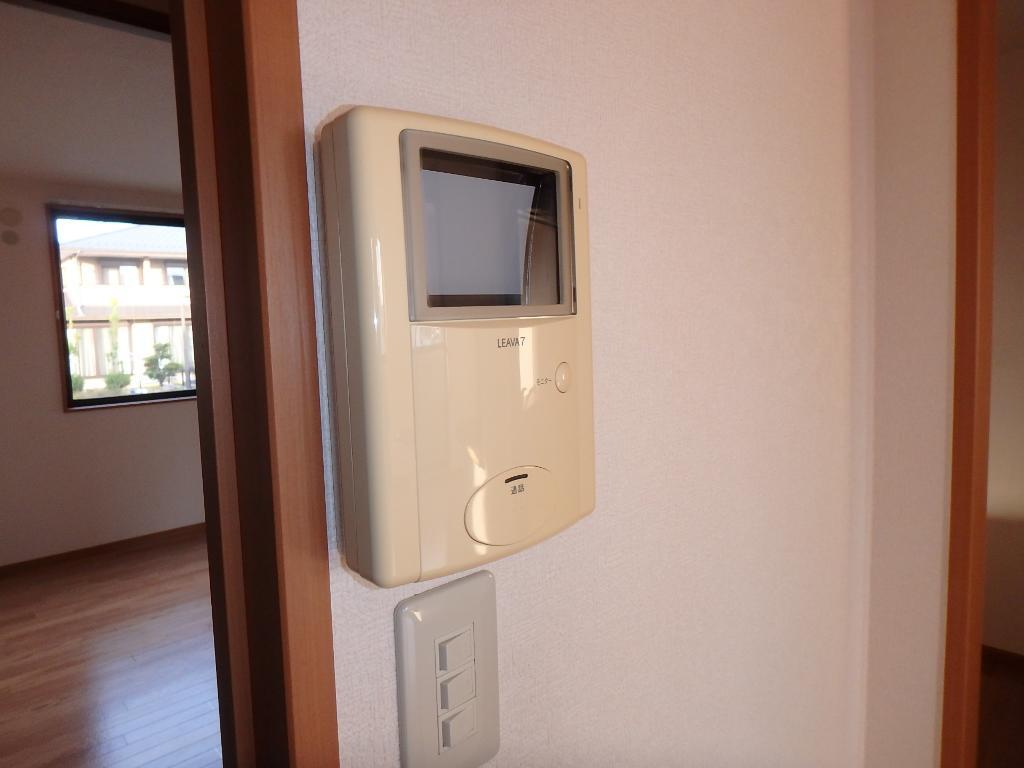 拡大写真：Ｐｌａｎｔ　ｄ’ｏｒ 1階105のカメラ付インターホン