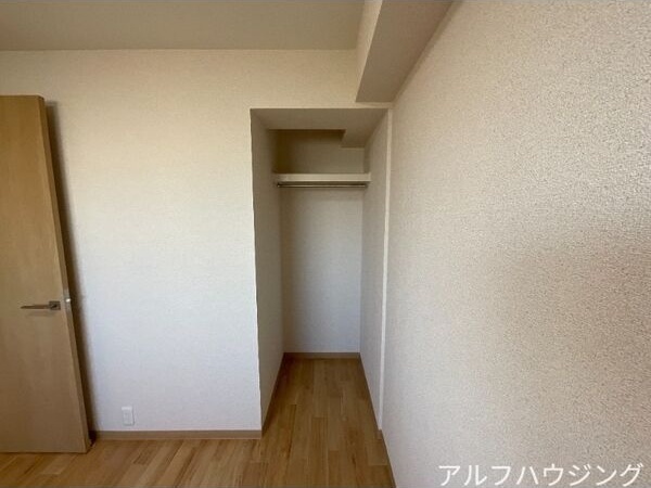 拡大写真:シティハイツ 9階901の収納