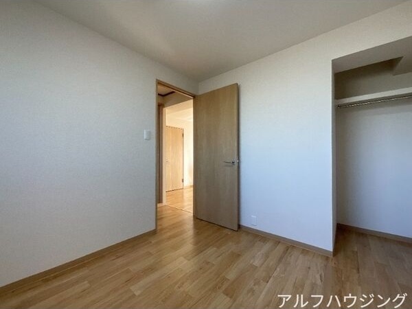 拡大写真:シティハイツ 9階901の寝室