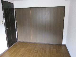 拡大写真:ホワイトメゾン 5階502の洋室