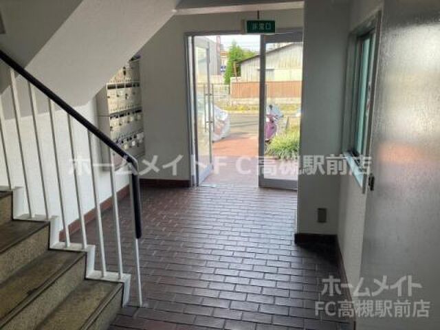 拡大写真:ハイツ78 3階301のロビー