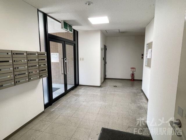 拡大写真:コアシティ如是 3階310のロビー