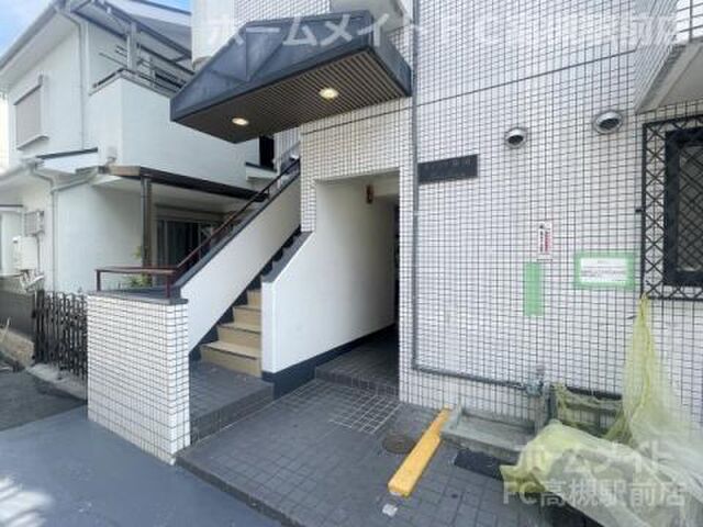 拡大写真:ダイコウレストハウス芥川 1階101のエントランス
