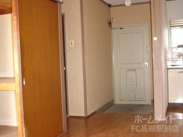 拡大写真：三和マンション 3階305の玄関