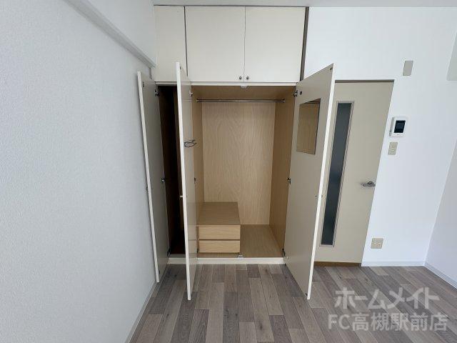 拡大写真:ロイヤルハイツ 2階213の収納