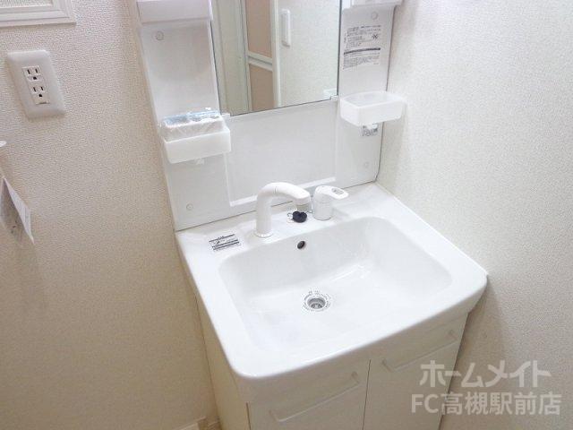 拡大写真:ラパン ノアール 2階205の洗面設備