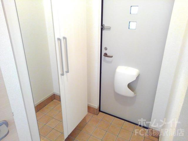 拡大写真:ソレイユ 1階101の玄関