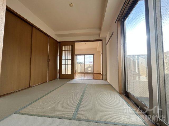 拡大写真:マンションヒット 2階207の和室