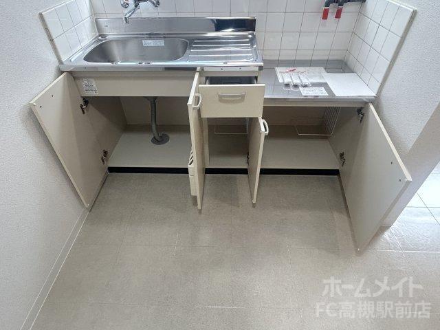 拡大写真:コーポホリデーイン 2階25のキッチン