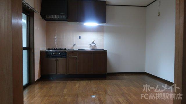 拡大写真:エステート樋口 1階102の居室・リビング
