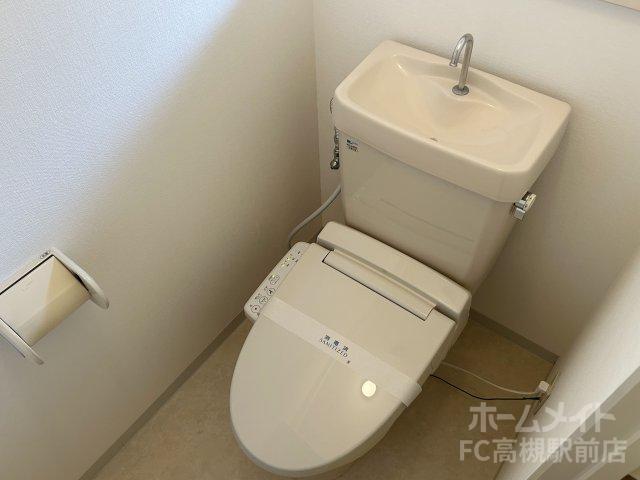 拡大写真:ハイマートさつき 4階402のトイレ