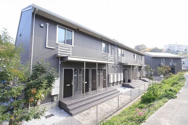 拡大写真：D-room泉台　A棟 2階202の外観