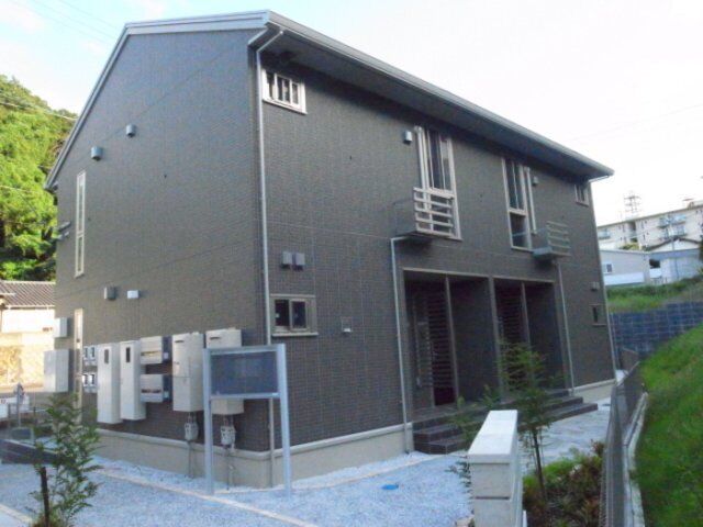 D-room泉台 B棟の外観