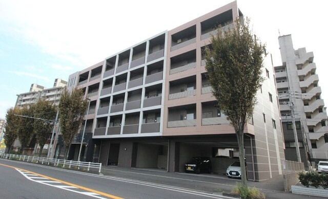 AGORA中原の外観